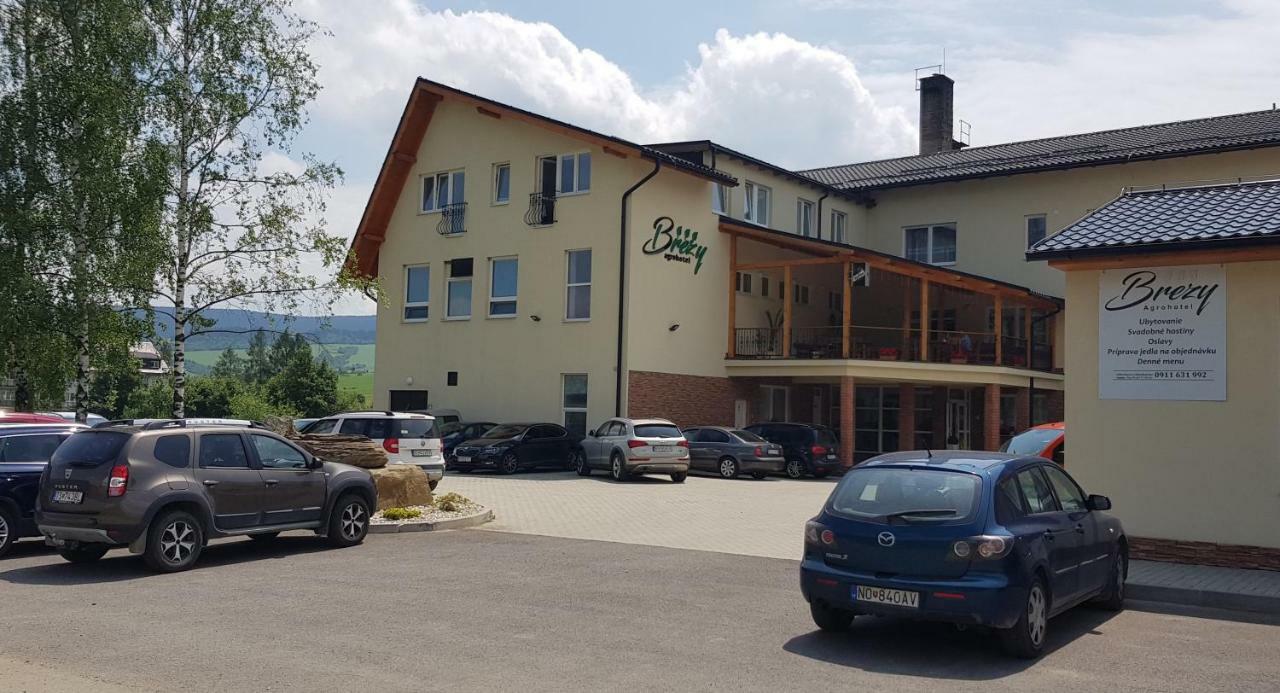 Agrohotel Tri Brezy Hrustin Dış mekan fotoğraf