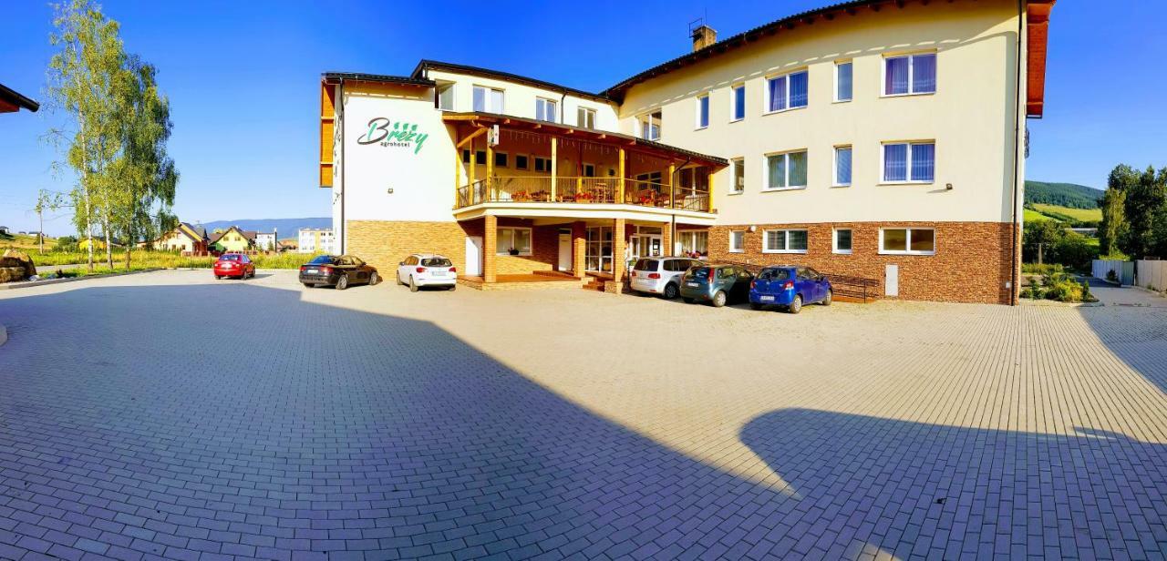 Agrohotel Tri Brezy Hrustin Dış mekan fotoğraf