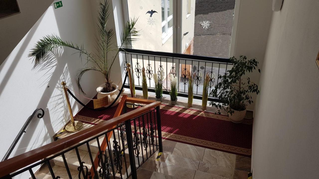 Agrohotel Tri Brezy Hrustin Dış mekan fotoğraf